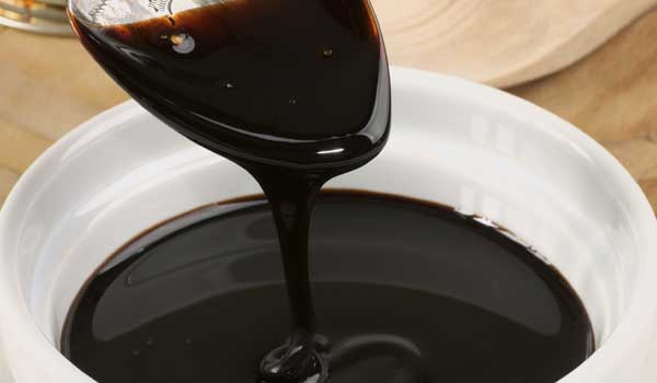 Blackstrap-molasses.jpg