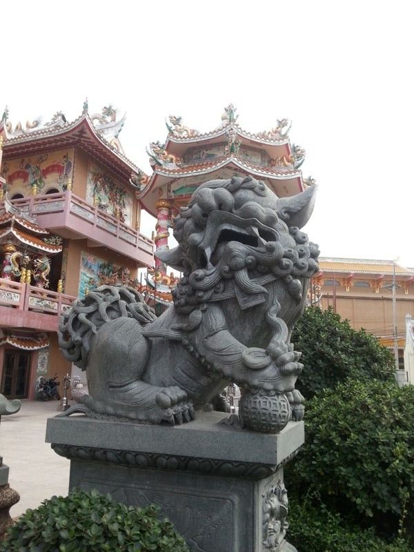 Chinese Shrine14.jpg