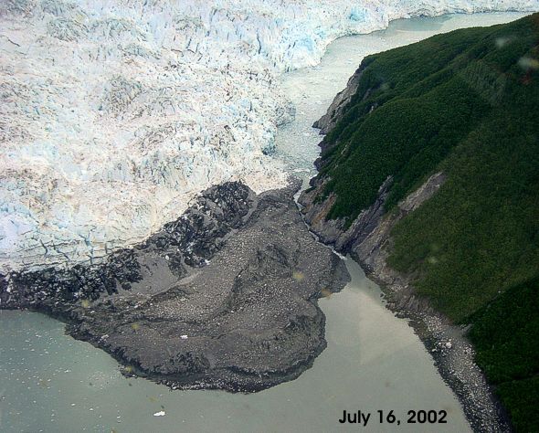 Hubbard_Glacier_July_16.2002.jpg