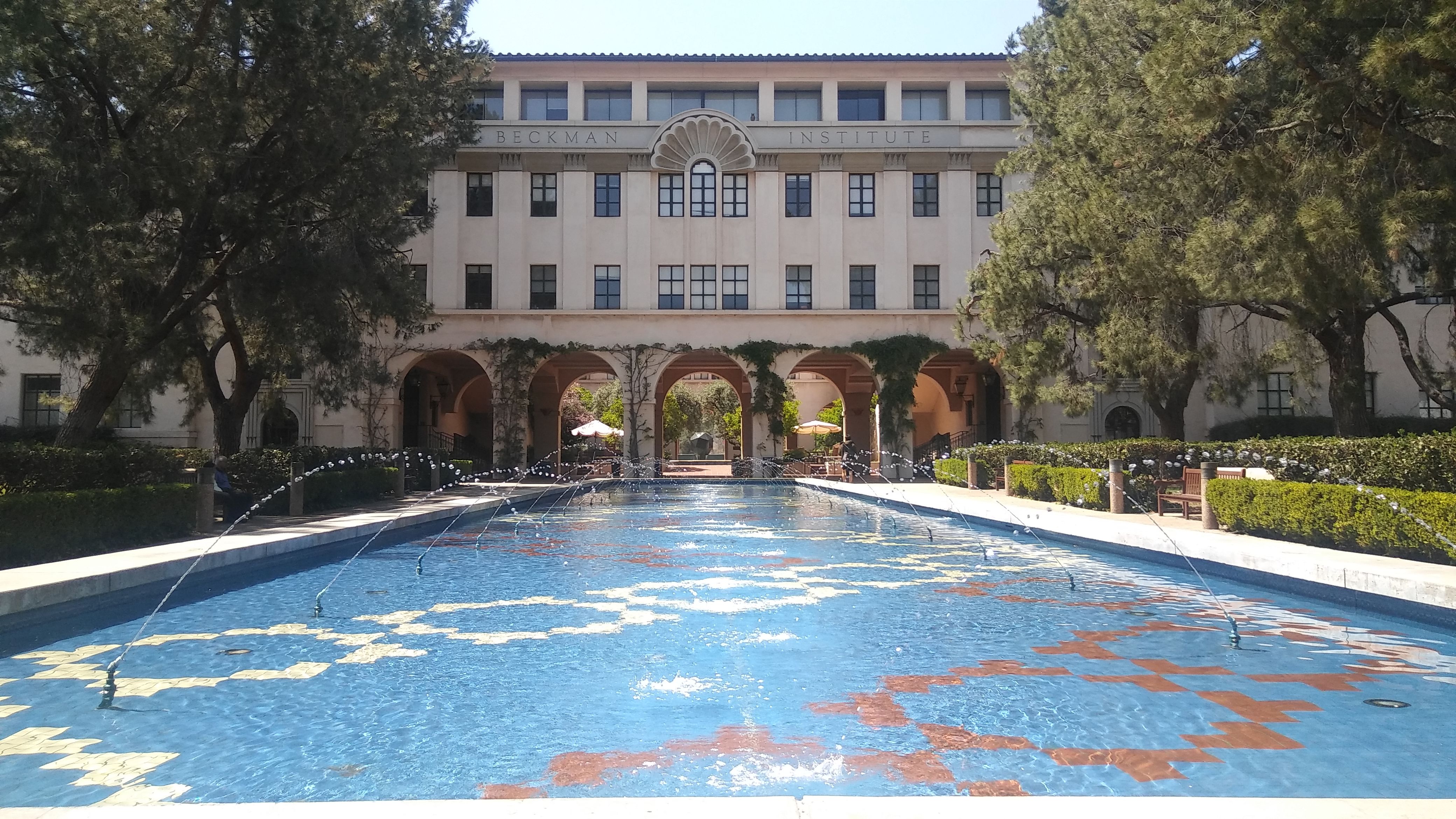 caltech campus tour