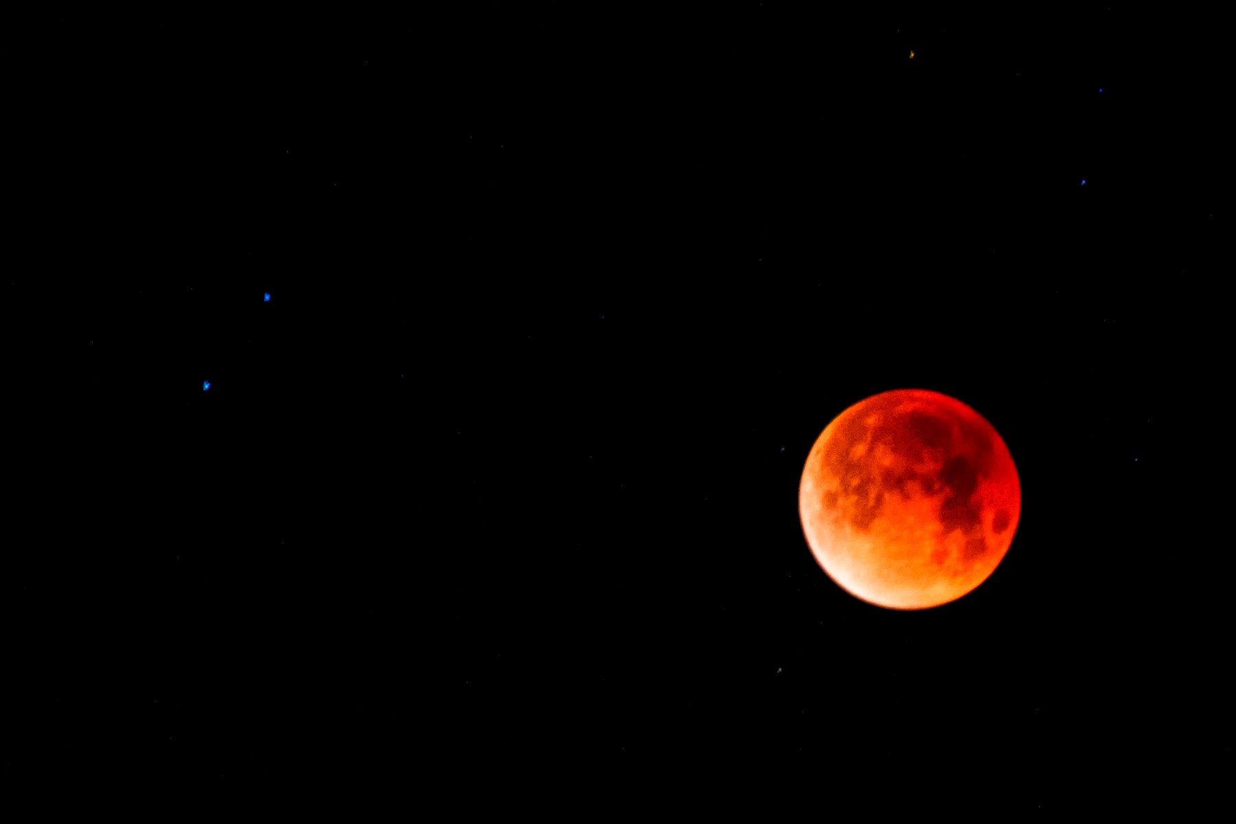 BloodMoon_1.jpg