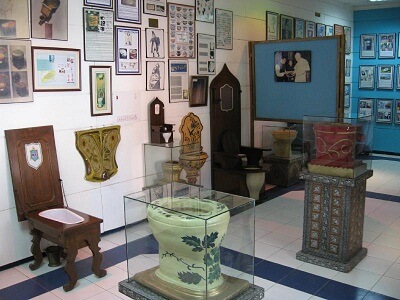 sulabh_international_museum_of_toilets-1.jpg