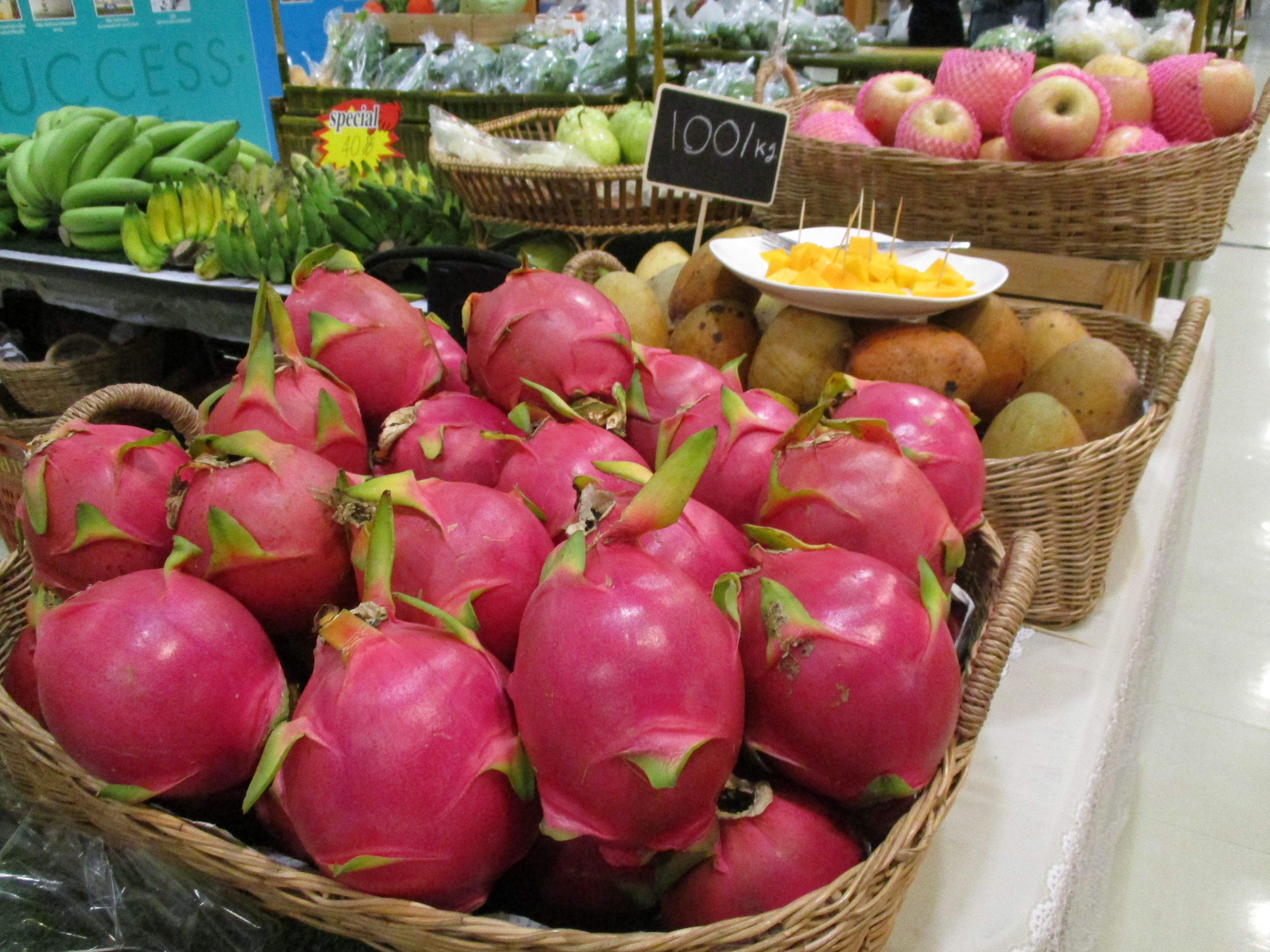 Thai fruits.JPG