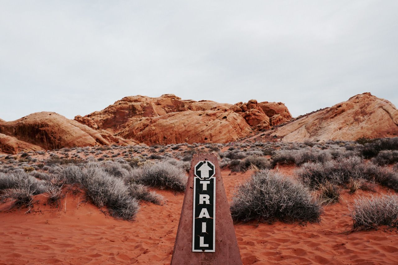 32.Start of the trail, Valley of Fire State Park, Nevada, USA.jpg