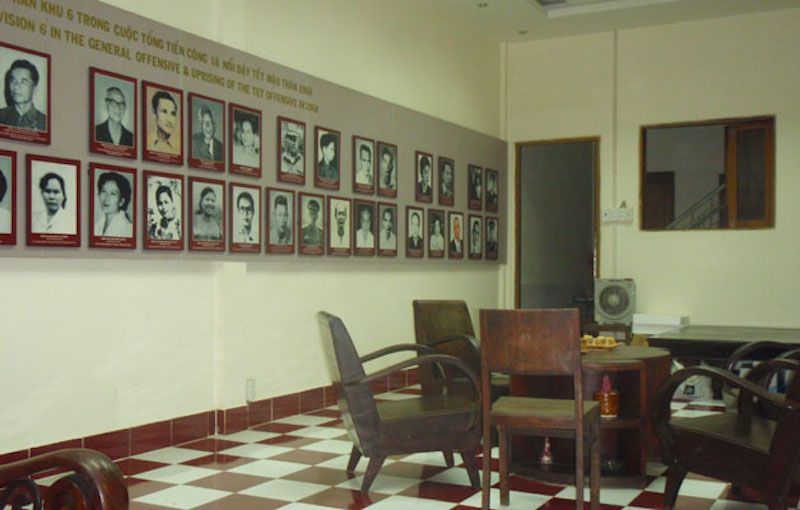 The-secret-headquarters-of-the-F100-Viet-Cong-cell.jpg