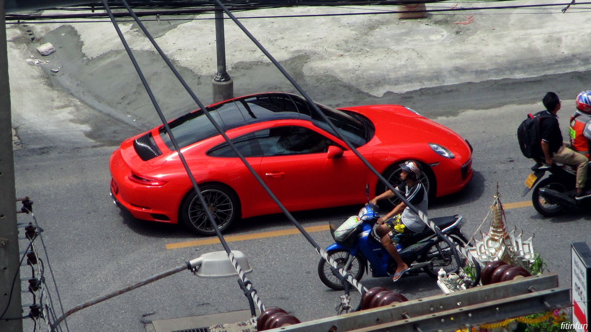 hot car and bikes bangkok thailand red monday color challenge fitinfun.jpg