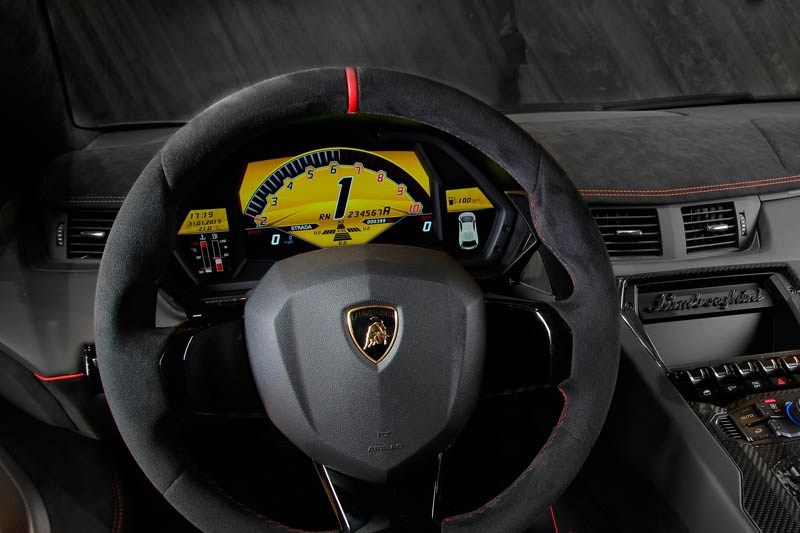 Lamborghini-Aventador-SV-picture-16.jpg