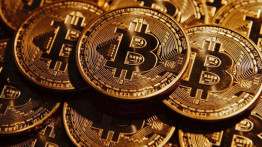 bitcoin-astronomik-yukselisine-devam-ediyor-tam-5840-dolara-cikti-1507889806.jpg