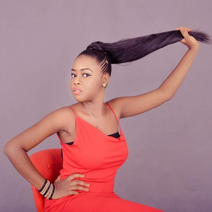 face_of_golden_Nigeria_queen.jpg