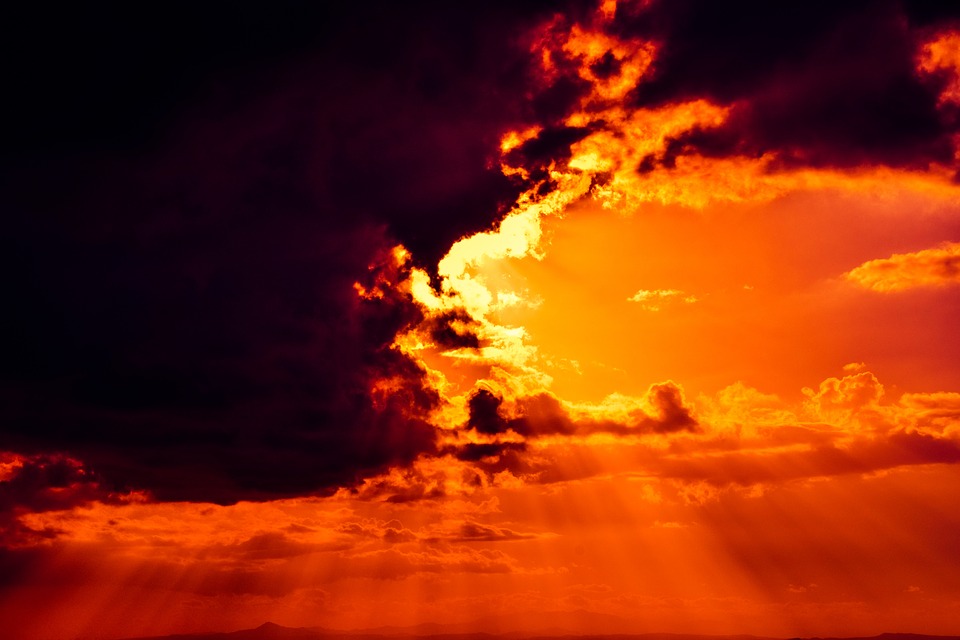 sky-on-fire-2147351_960_720.jpg