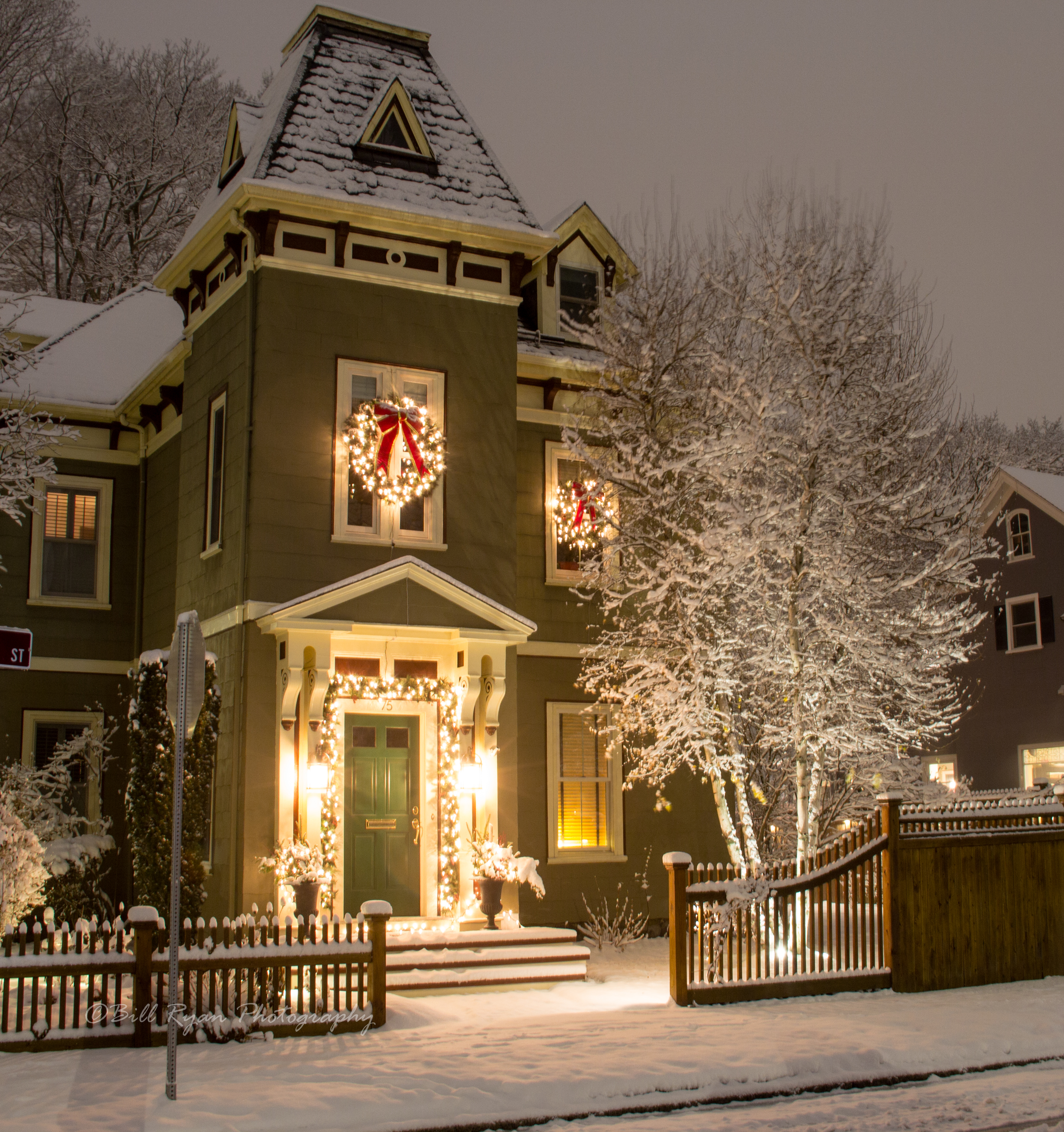 Elm St decorations (1 of 1).JPG
