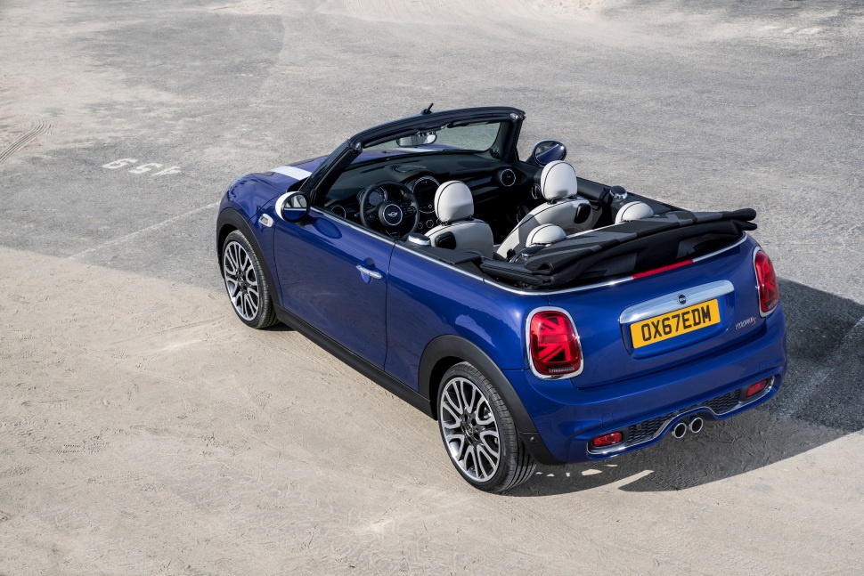 Mini - Convertible2.jpg