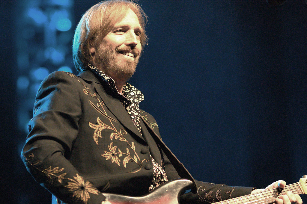 Tom_Petty_2010.jpg