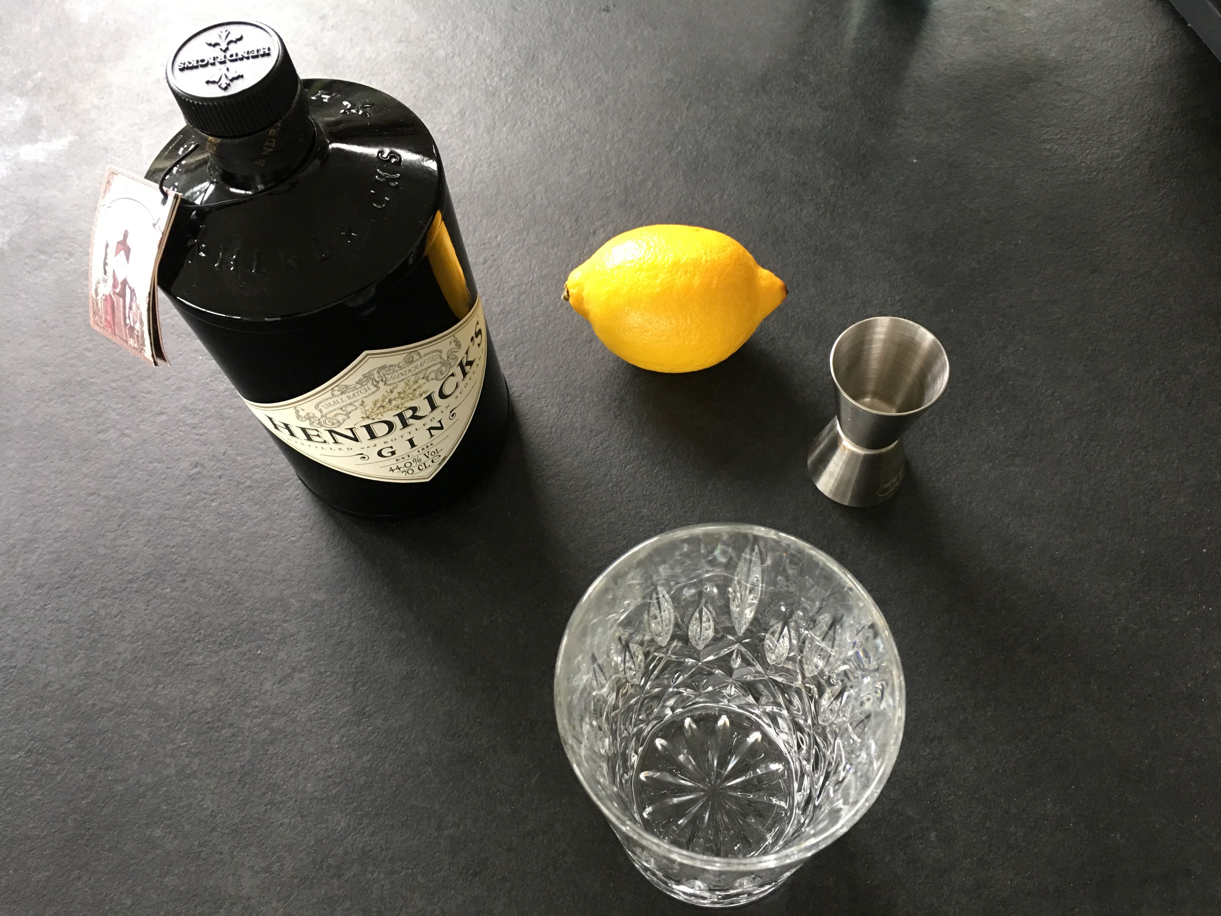 Gin Tonic on Steemit - A How To by Detlev (3).JPG