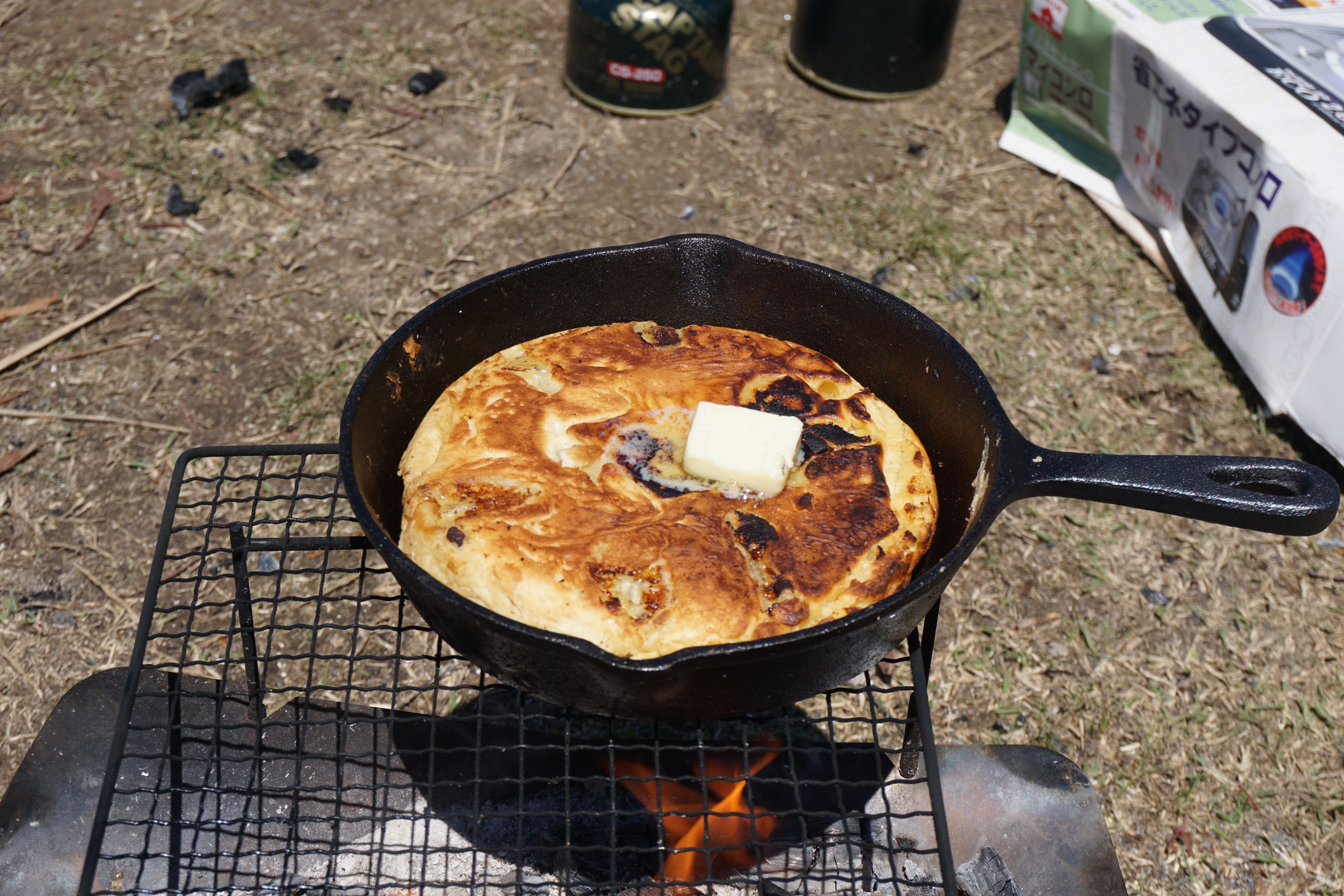 キャンプ飯 スキレットで美味しいパンケーキ Camping Rice Delicious Pancake With Skillet Steemit
