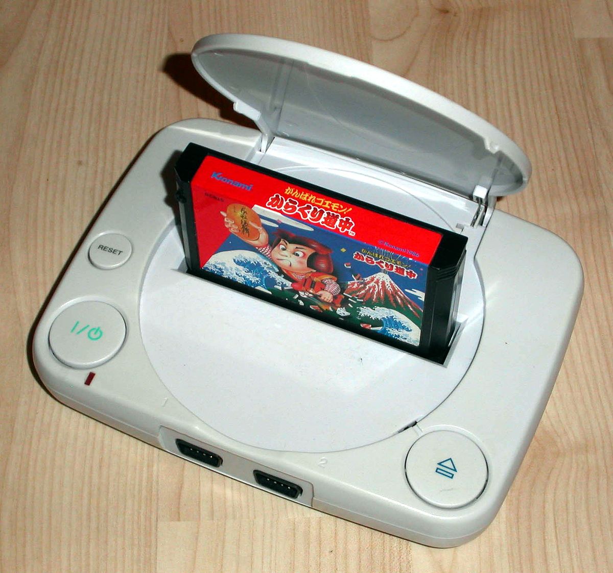 1200px-PSOne_Style_Famicom_Clone_adjusted.jpg