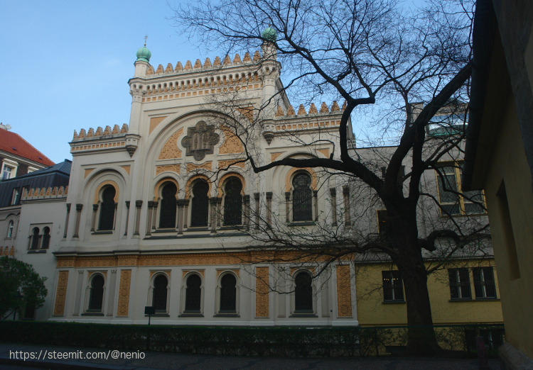 prague-spanish-synagogue.jpg