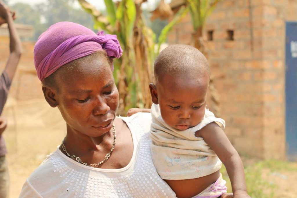 mom-with-baby-good-1024x683.jpg