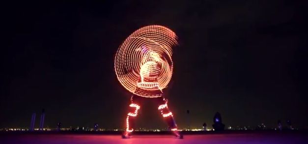 Video-Guys-in-LED-Light-Suites-Freerunning-Cool-Stuff.jpg