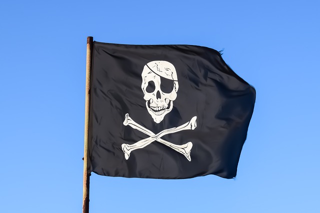 pirate-flag-2344562_640.jpg