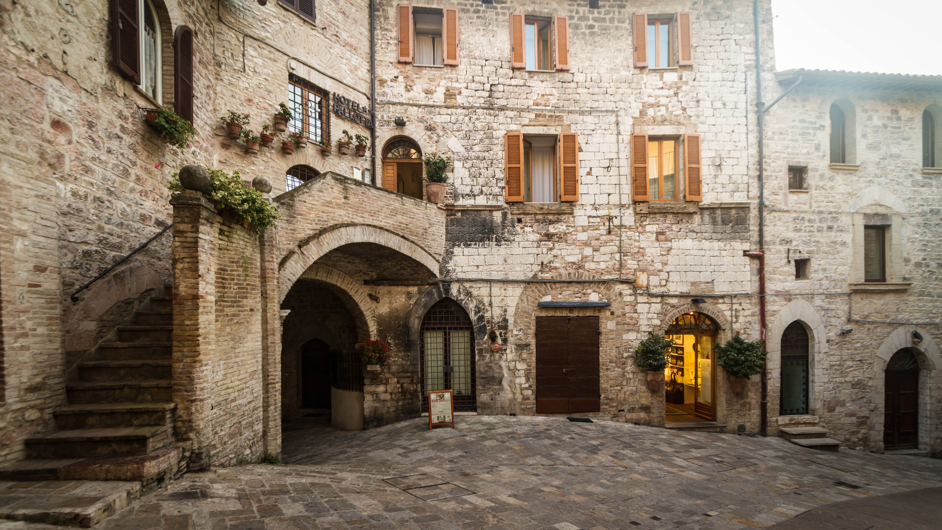 Buildings and Architecture from Assisi UHD.jpeg