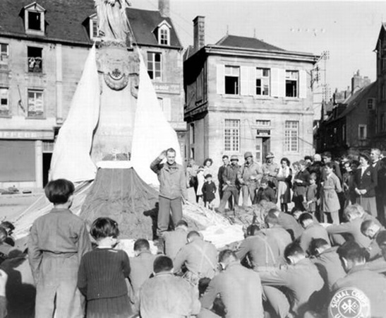 Normandy-Caen16-2.jpg