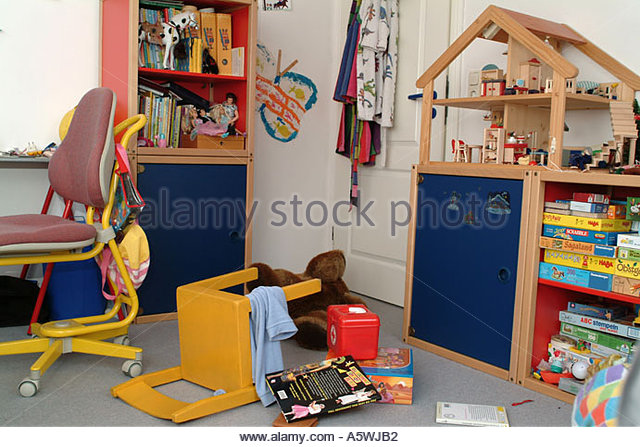 Toddler's room 2.jpg