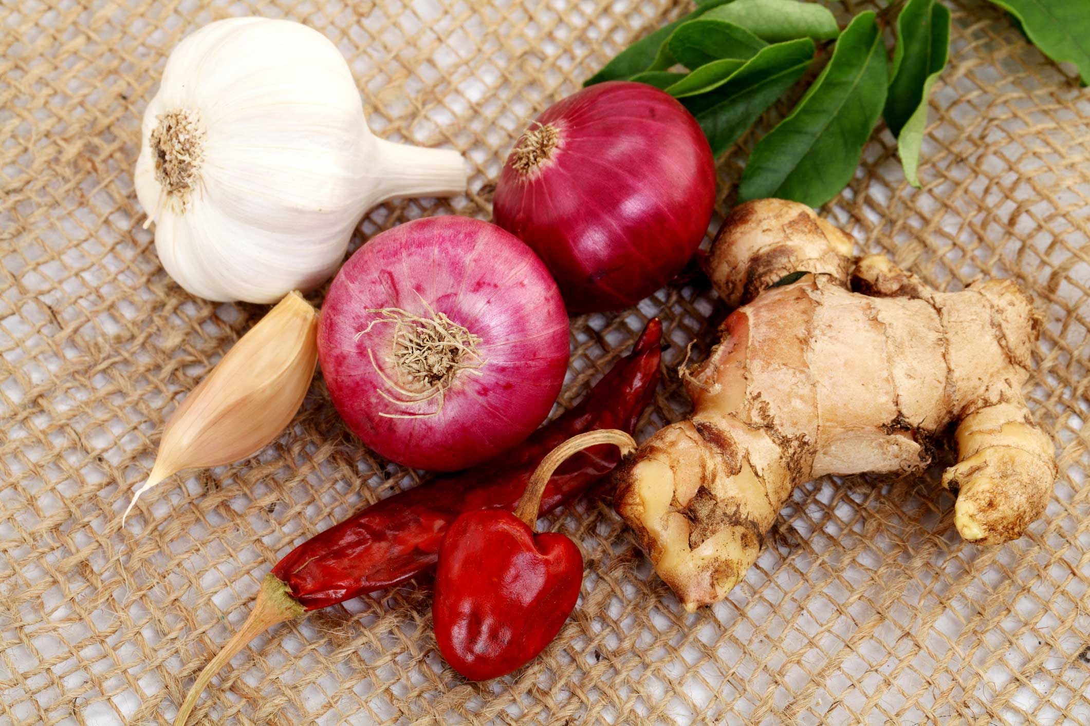 Fresh Ginger Is The Key To Aromatic Food Without Alliums