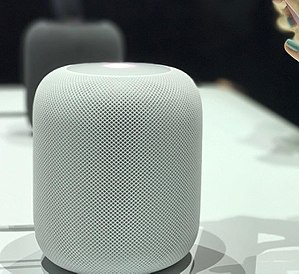 300px-Apple_HomePod_at_WWDC_2017_in_white.jpg