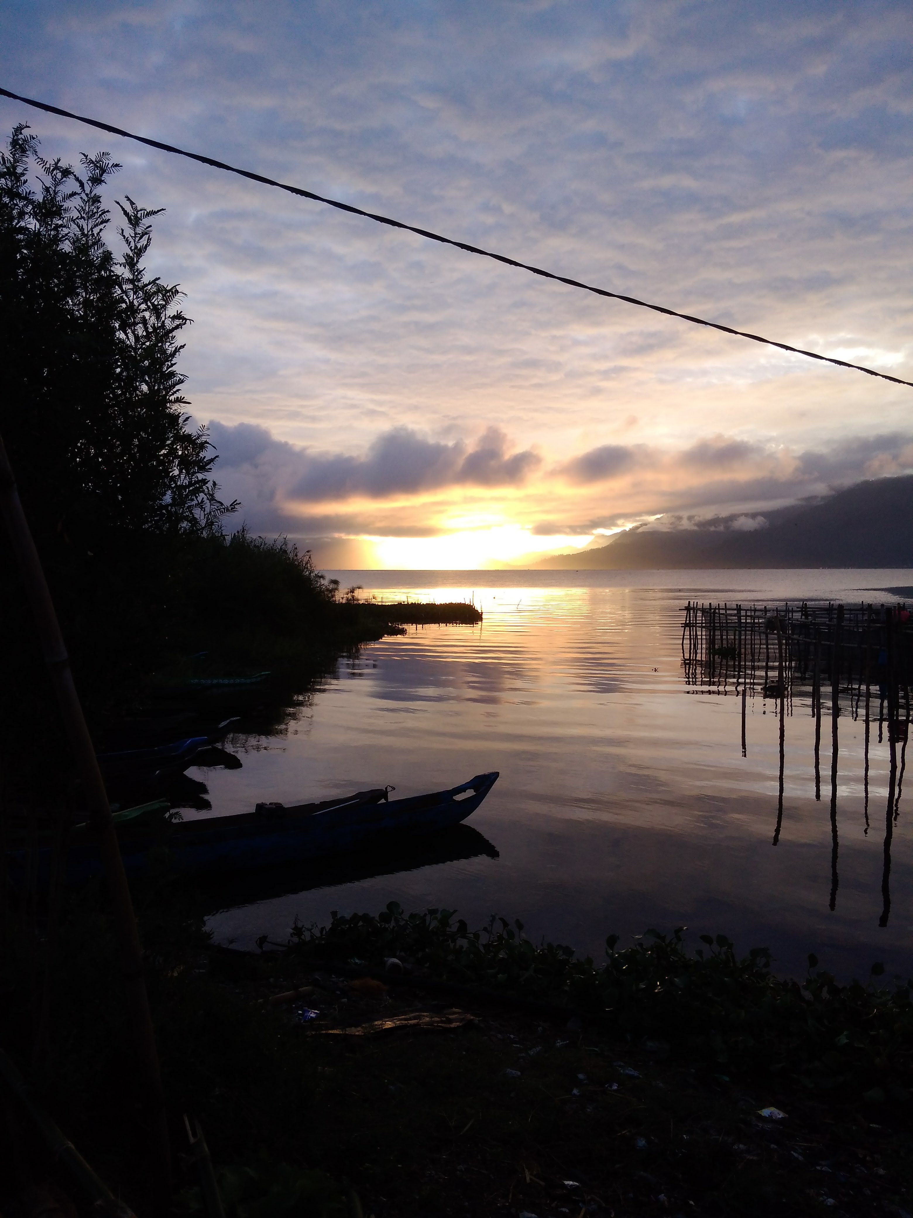 Panorama Danau Laut Tawar Takengon.jpg