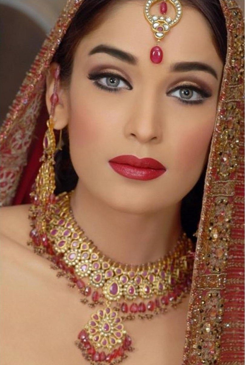 Wedding-Makeup-Looks-4.jpg