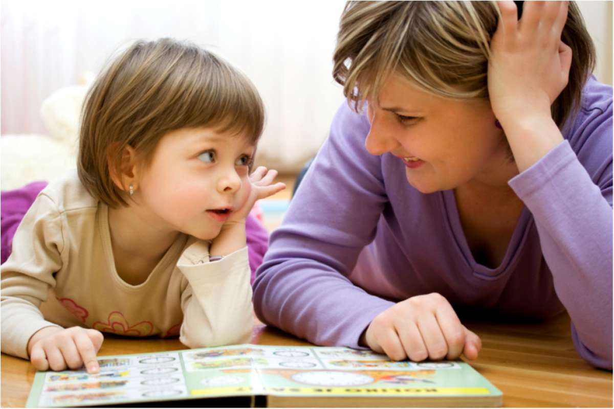 Mother-and-young-child-looking-at-book.jpg