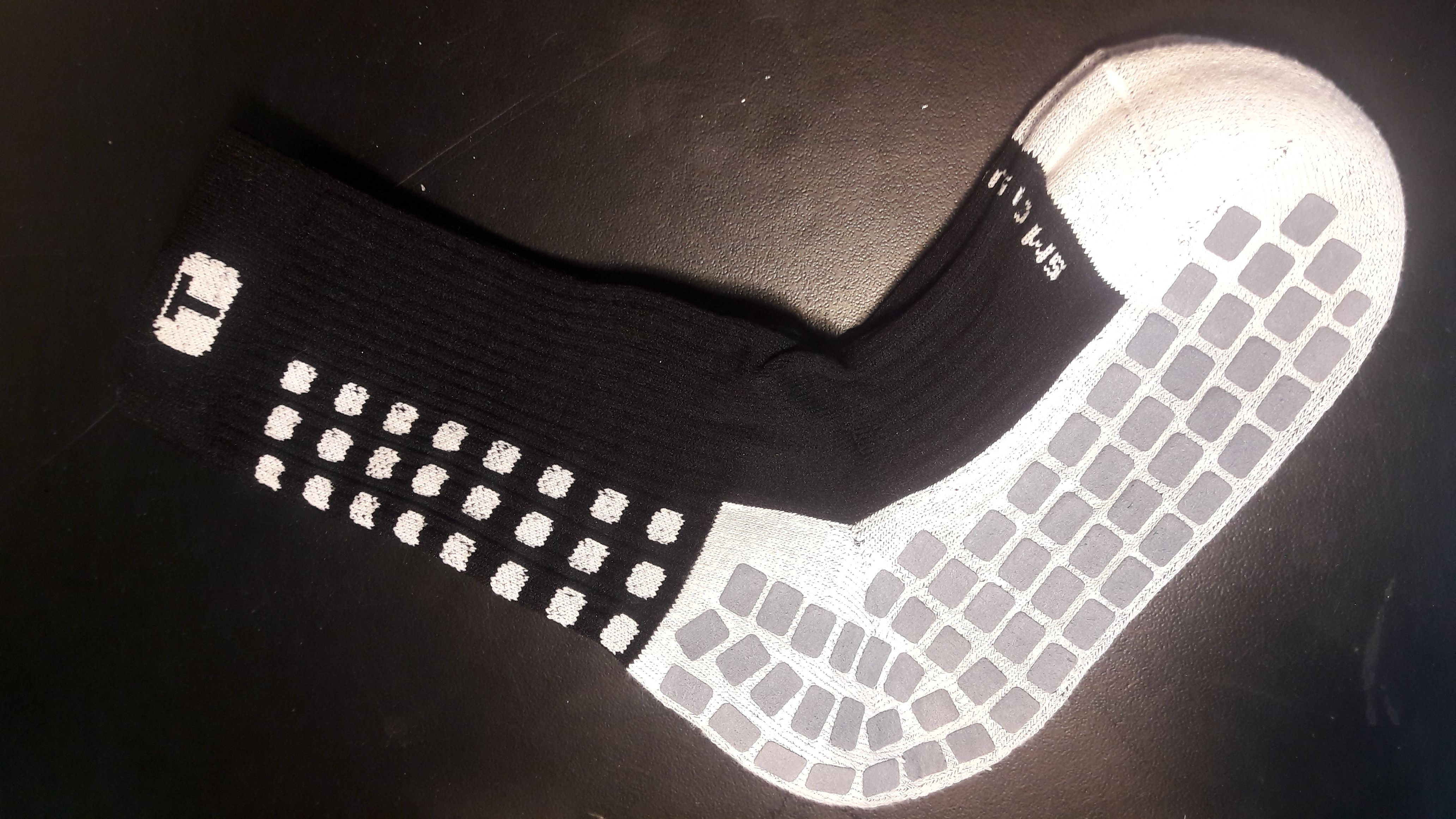 Football socks: Do you cut the feet off your socks? - Premier