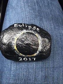 eclipse 2017 rock.jpg