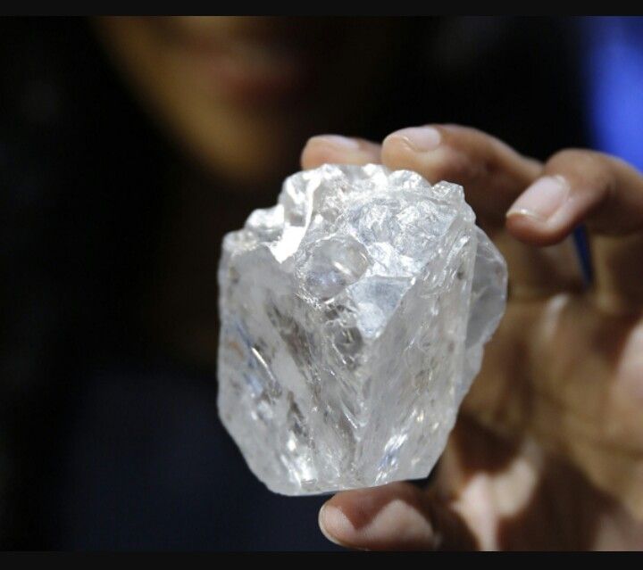 Жизнь бриллианта. Алмаз руда Кимберлит. Алмаз Горная порода. Алмаз в реальной жизни.