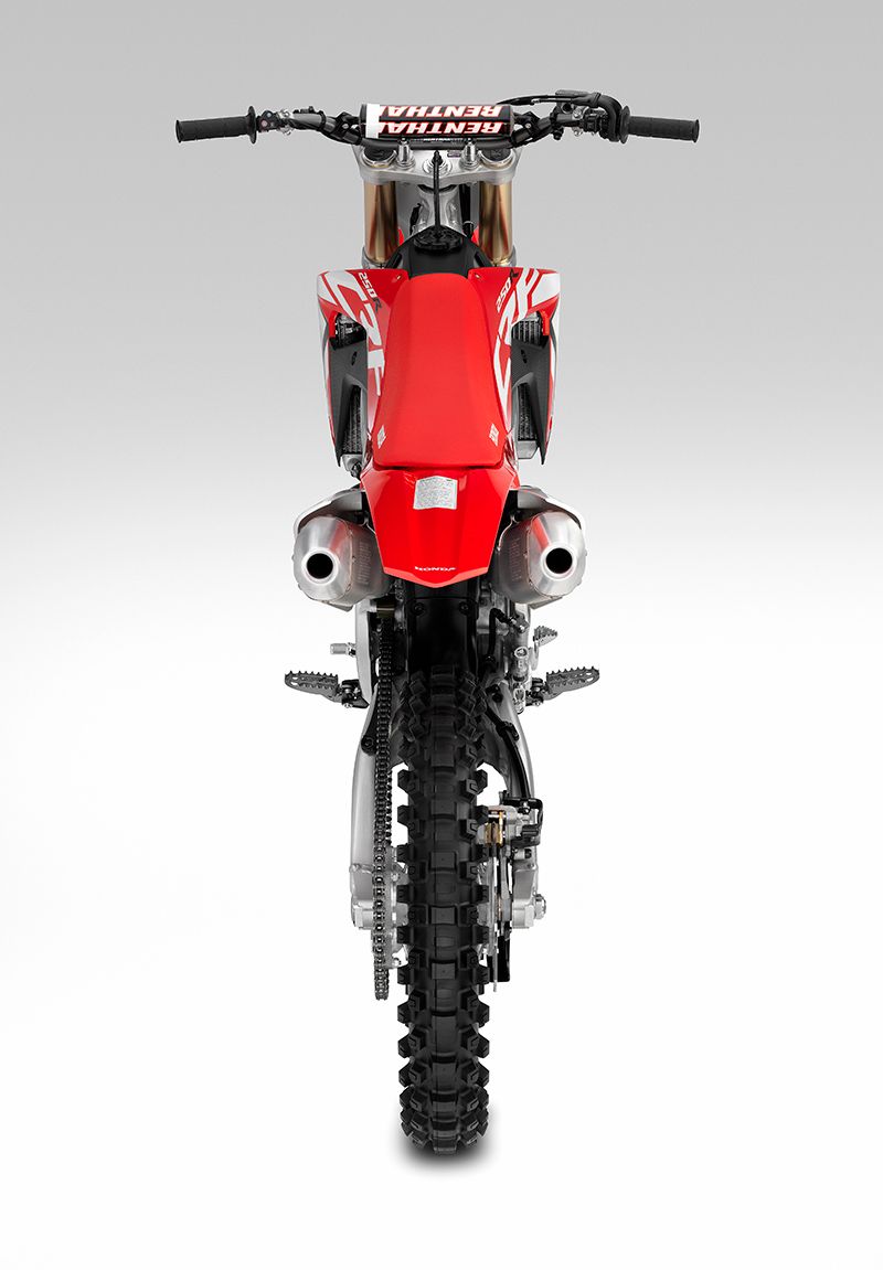 18_CRF250R_REAR.jpg