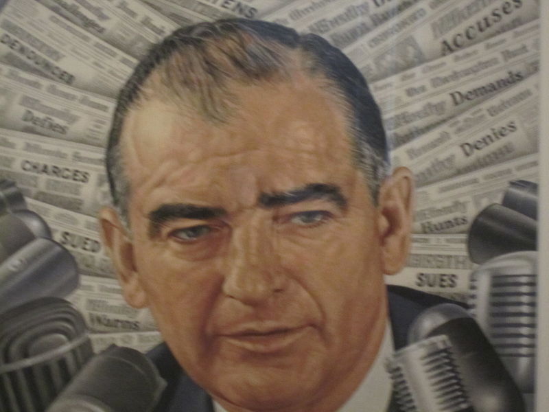 800px-Senator_Joseph_McCarthy_at_National_Portrait_Gallery_IMG_4556.JPG