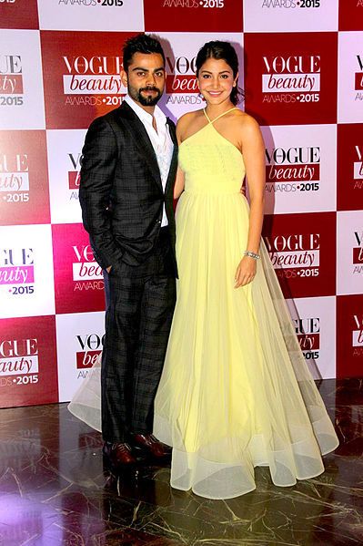 Anushka_Sharma_and_Virat_Kohli_at_Vogue_Beauty_Awards.jpg