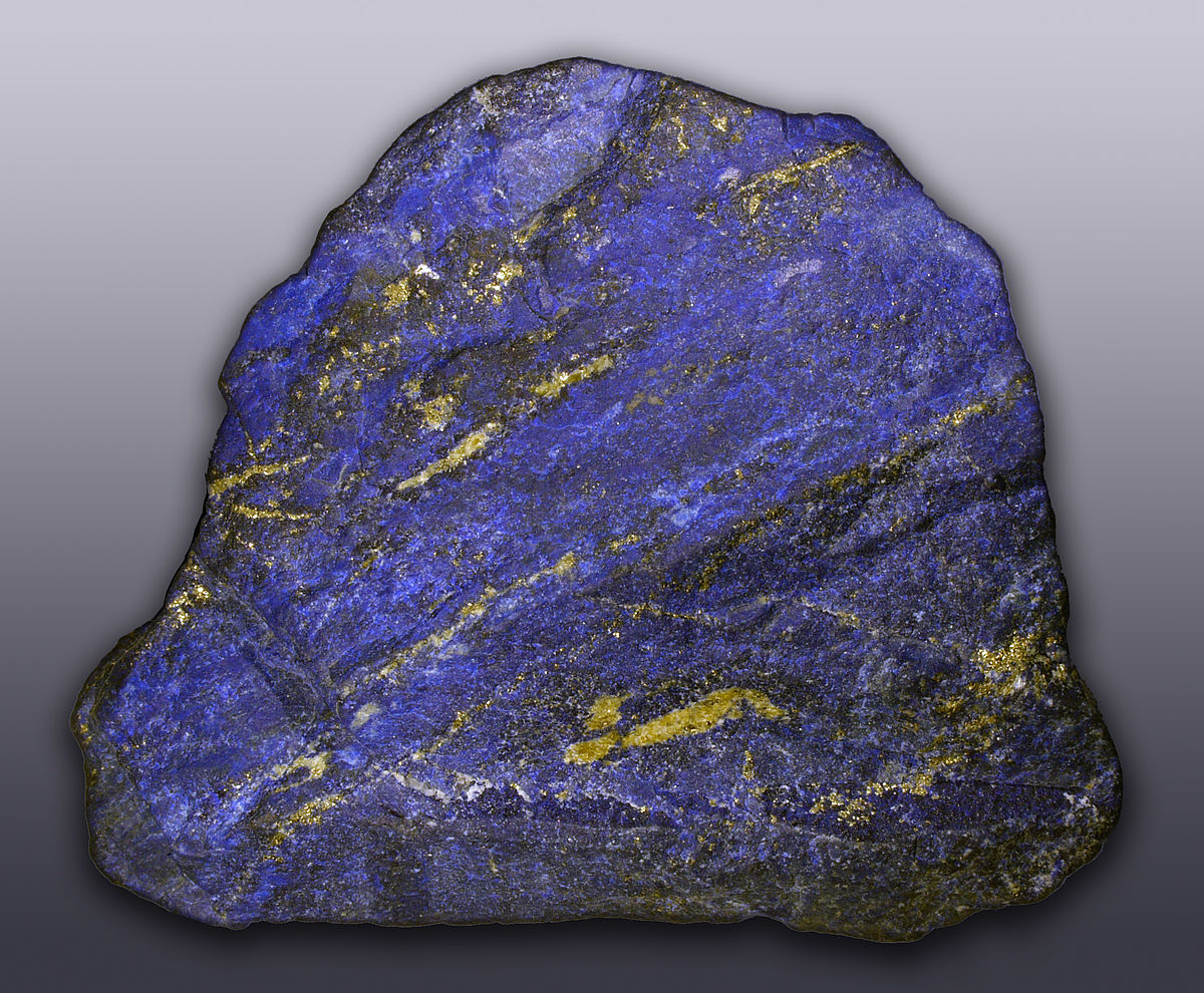 1200px-Lapis-lazuli_hg.jpg