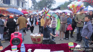 INSANE_SLINKY_SKILLS_Crazy_Street_Performance_in_China.gif