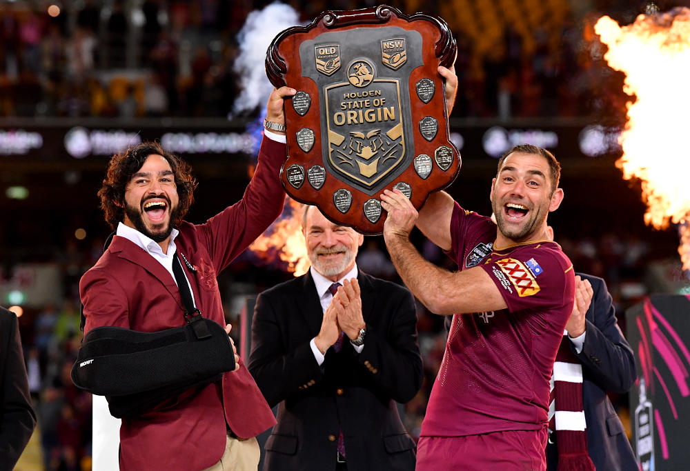 Johnathan-Thurston-Cameron-Smith-Queensland-Maroons-State-of-Origin-NRL-2017.jpg