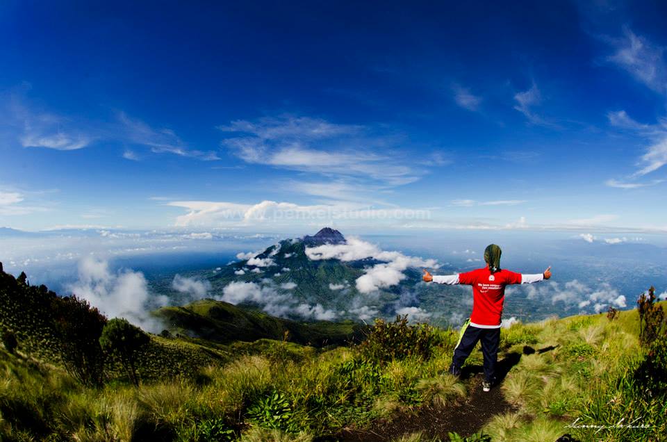 Me on Merbabu.jpg