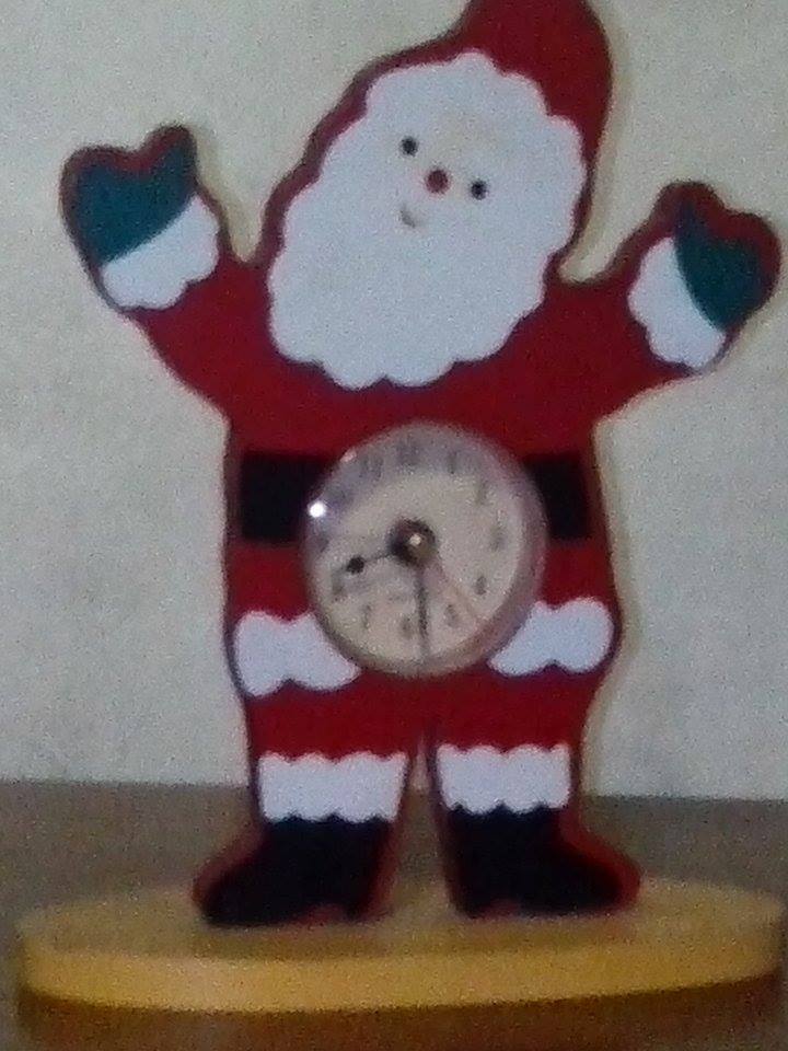 Sta Claus Clock.jpg