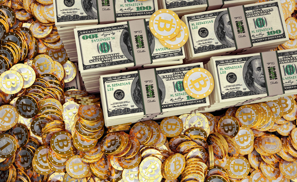 bitcoin-criptomoneda-billetes-dolares.jpg