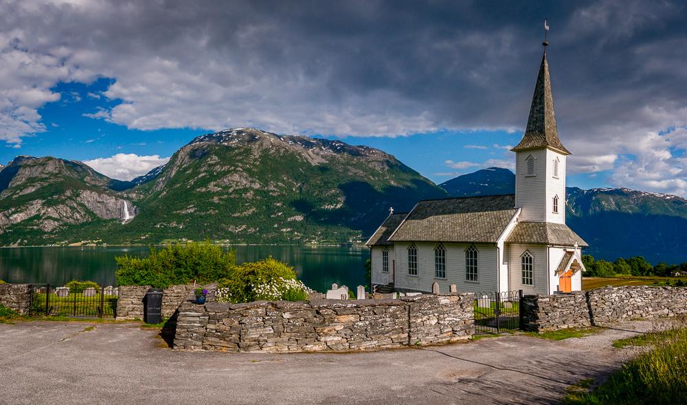 2016-06-14 18-57-15 - _DSC4100-Pano-Edit_1000px.jpg