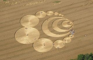 320px-CropCircleW.jpg