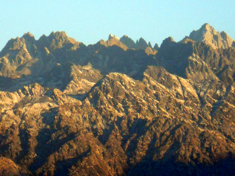 alonzo-lyons-sawtooh-peaks-DSCN9838.JPG