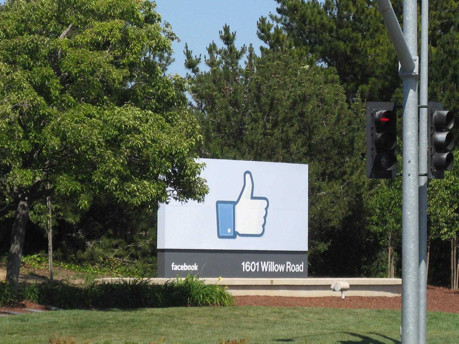 facebookcorporatehq.jpg_1849050694.jpg