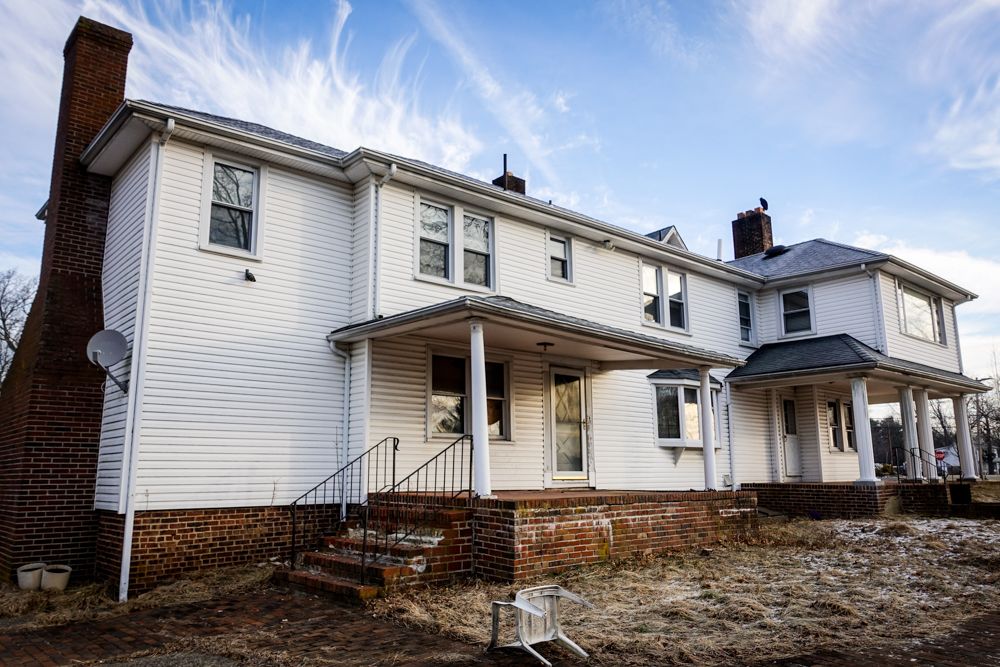 abandoned-house-howell-nj-01-19-2018-17.jpg