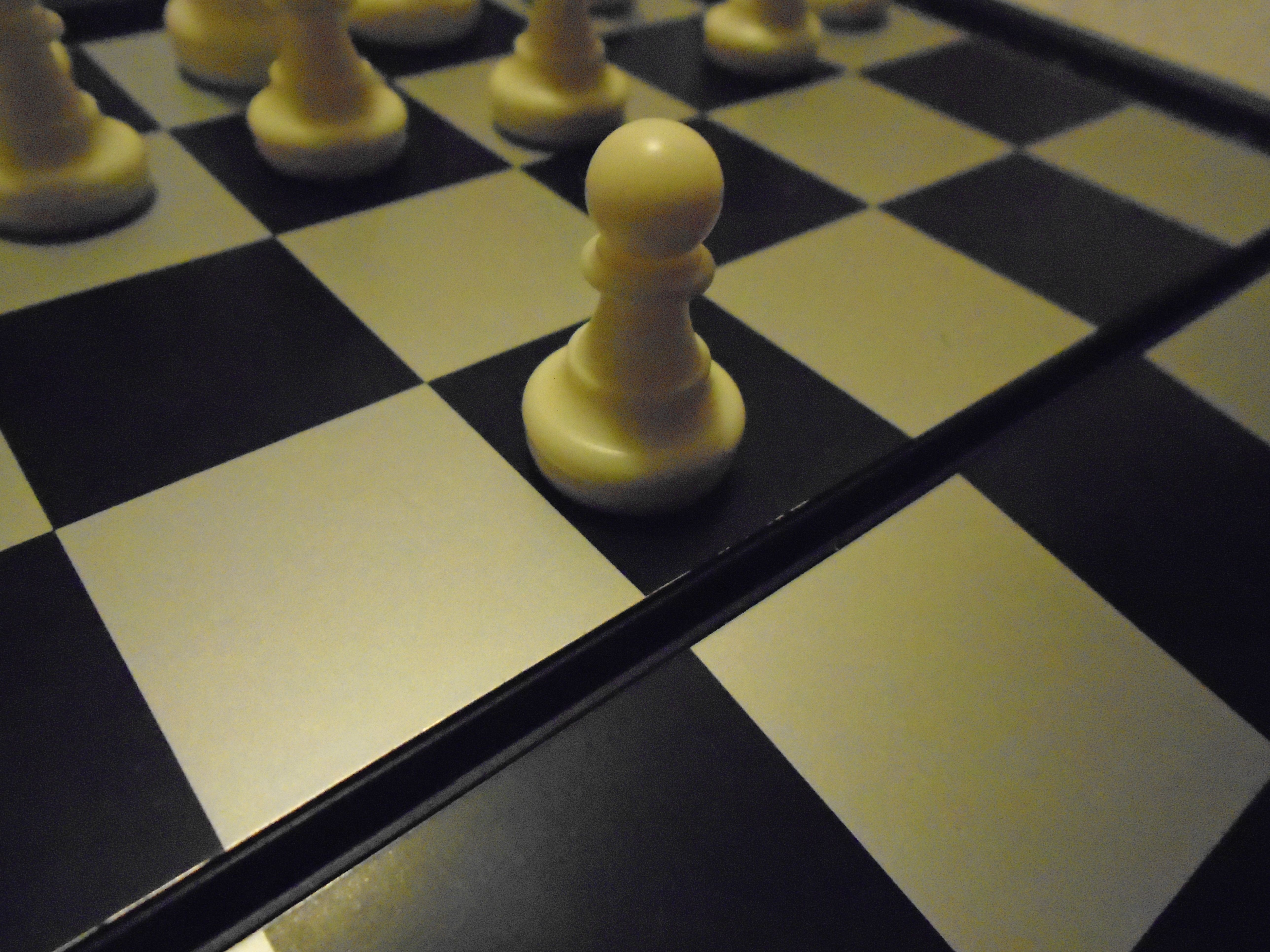 PAWN.JPG